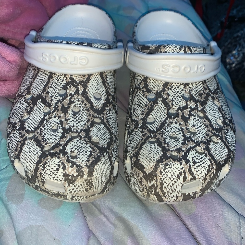 Crocs